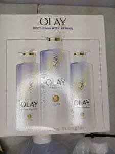 lot 151 image: Lot of New Bath Products Olay, Fructis, Ever Spring, Smartly