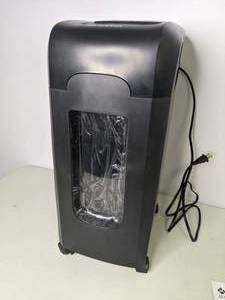 lot 59 image: Members Mark 12-Sheet Micro-Cut Shredder