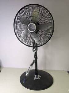 lot 61 image: Lasko Oscillating Pedestal Fan with Remote