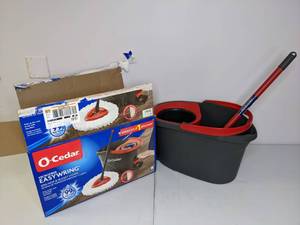 lot 293 image: O-Cedar Easywring Mop & Bucket System