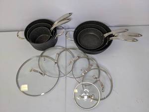 lot 294 image: Granite Ware - Pots & Pans w Lids