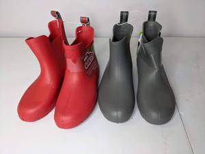 lot 64 image: New Lot of (2) Totes Cirrus Womens Chelsea Ankle Rain Boots - Size 7, Red and Grey