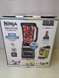 lot 301 image: New Ninja Professional Plus Blender Duo