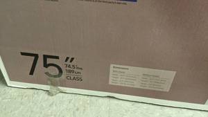 lot 02 image: New 75 Samsung Crystal UHD Series 7 Smart TV