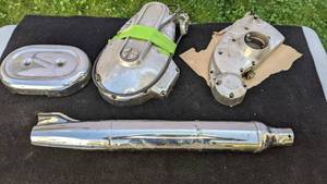 lot 48 image: Harley-Davidson Parts, Exhaust, Engine Block Lot