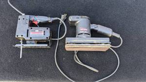 lot 32 image: Vintage Craftsman Power Tools - Scrolling Saw & Sander