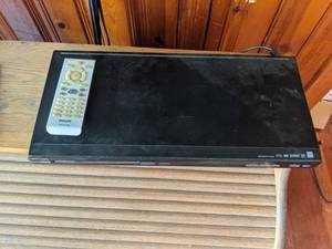 lot 298 image: Philips DVD Player & Remote