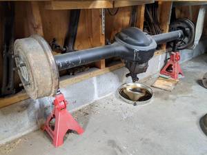 lot 107 image: Ford Model A Axle