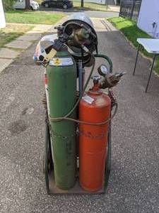 lot 242 image: Gas Welder, Welding Rods & HelmetsGoggles