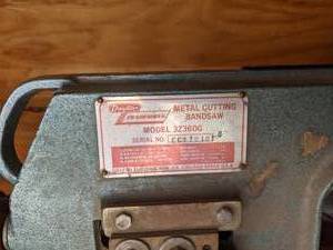 lot 248 image: Dayton Tradesman Metal Cutting Bandsaw