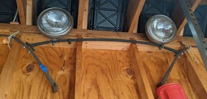 lot 120 image: Ford Model A Head Lights & Bar