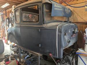 lot 5 image: Model A Ford Body with Engine