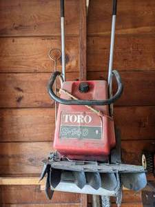 lot 168 image: Vintage Toro S-140 Snowblower
