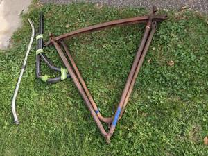 lot 185 image: Classic Model A Suspension Arms and Other Metal Poles