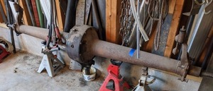 lot 102 image: Heavy Vintage Axle