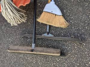 lot 76 image: Lot of Cleaning Tools Brooms, Mops, And More. 