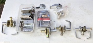 lot 55 image: Standard Door Levers and Hinges