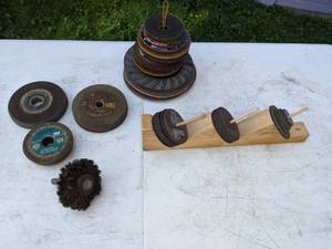 lot 60 image: Saw Blades and Grinding Wheels (Various Sizes)