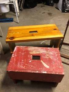 lot 44 image: 2 Wood Stools and Dolly
