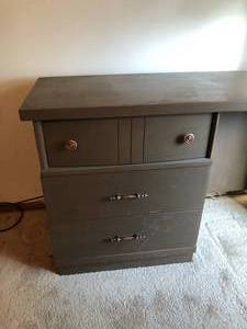 lot 59 image: Ward Fort Smith Desk & Lamp