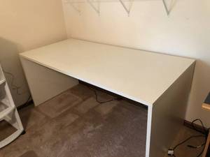lot 56 image: White Table Chair Mat & Plastic Drawers