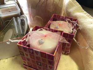 lot 83 image: Lot of Candles