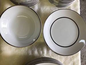 lot 87 image: Ironstone - Salem England Dish Set of 12