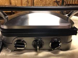 lot 92 image: Cuisinart Panini Press - New