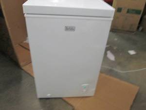 Black and Decker 3.5 cu ft chest fr...