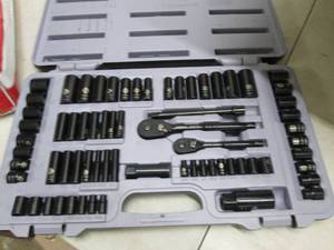 stanley socket set looks complete w...