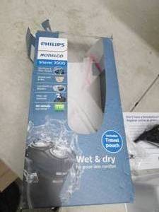 phillips norelco shaver 3500 powers...