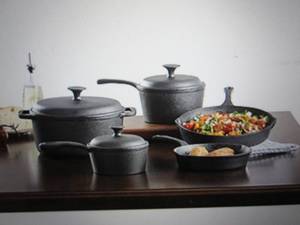 preseasoned cast iron cookware open...