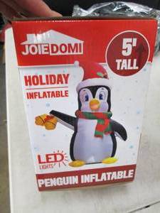 Joiedomi Hoilday inflatable Penquin...