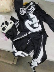 Spooktacular childs medium skeleton...