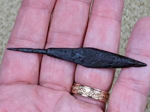 lot 104 image: Legendary and Ancient 9th - 12th Century Viking Arrow Head