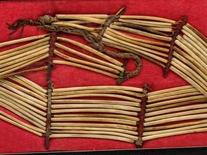 lot 115 image: Rare Headhunter  Cannibal Dani Tribe Animal Bone Chest Piece