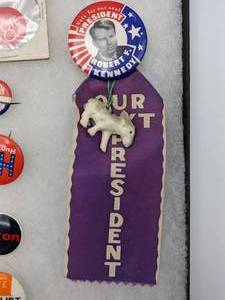 lot 146 image: Vintage Assortment of Political Campaign Pinbacks  Buttons Kennedy, Nixon, Humphrey, etc.