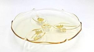 lot 413 image: Vintage Lancaster Yellow Three-Toed Serving Plate Platter
