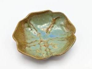 lot 433 image: (3) Group of Beautiful, High-Quality Pottery All Artist Signed