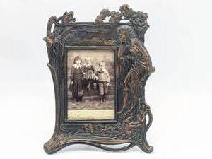 lot 207 image: Art Nouveau Copper Finish Iron Easel Picture Frame with Authentic Antique Picture
