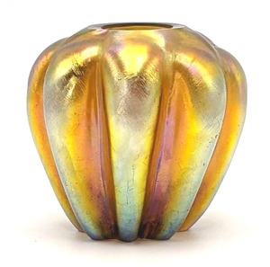 lot 225 image: Antique Steuben Aurene Iridescent Cabinet Vase