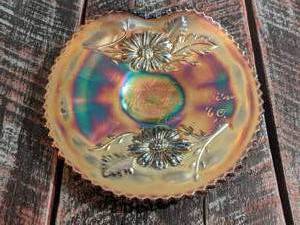 lot 402 image: Personalized Fenton Amethyst Carnival Glass Dish Plate