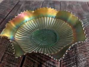 lot 409 image: Imperial Carnival Glass Green Stippled Rays Ruffled Bowl