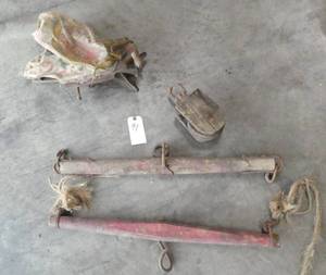 lot 91 image: Group of primitives, manual seeder, hoist block and hoist hangers