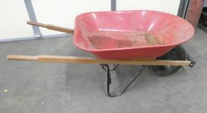 lot 126 image: Wheelbarrow with pneumatic tire