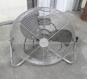 lot 129 image: adjustable floor fan