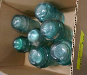 lot 138 image: box of 7 blue insulators