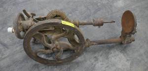 lot 158 image: old manual drill press
