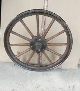 lot 36 image: Ford Model T wheel
