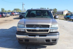2005 Chevrolet Silverado 1500 LS 4x4 - One Owner -